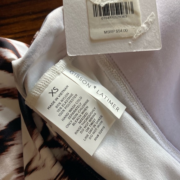 NWT Swim suit top, size XS, Gibson Latimer tankini style. - Picture 4 of 4